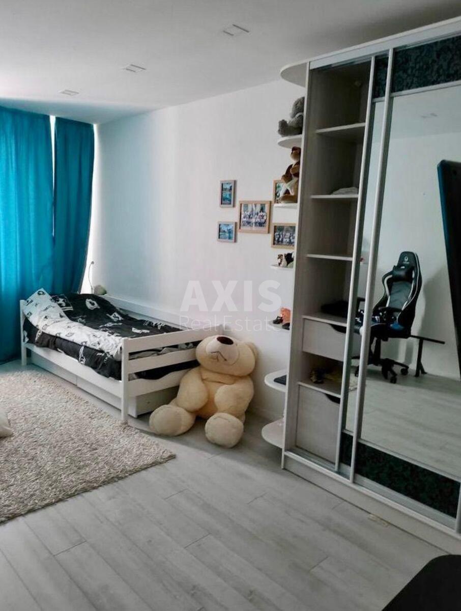 2k apartment vul. Zdolbunivs'ka 135