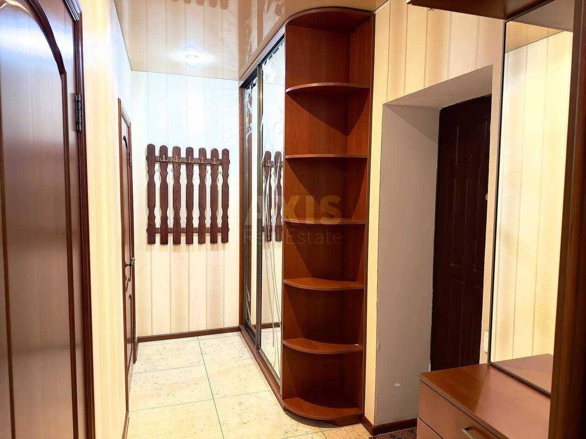2k apartment vul. Naumova Generala 666