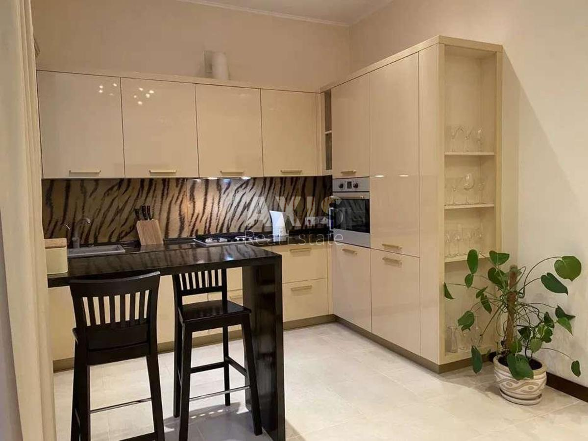 3k apartment vul. Gonchara Olesja 37А340760