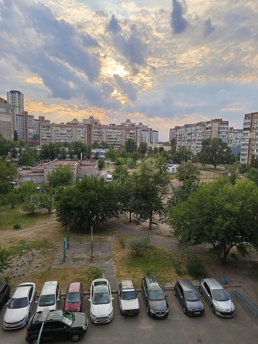 3k apartment pr-t Majakovs'kogo Volodymyra 7А6000011