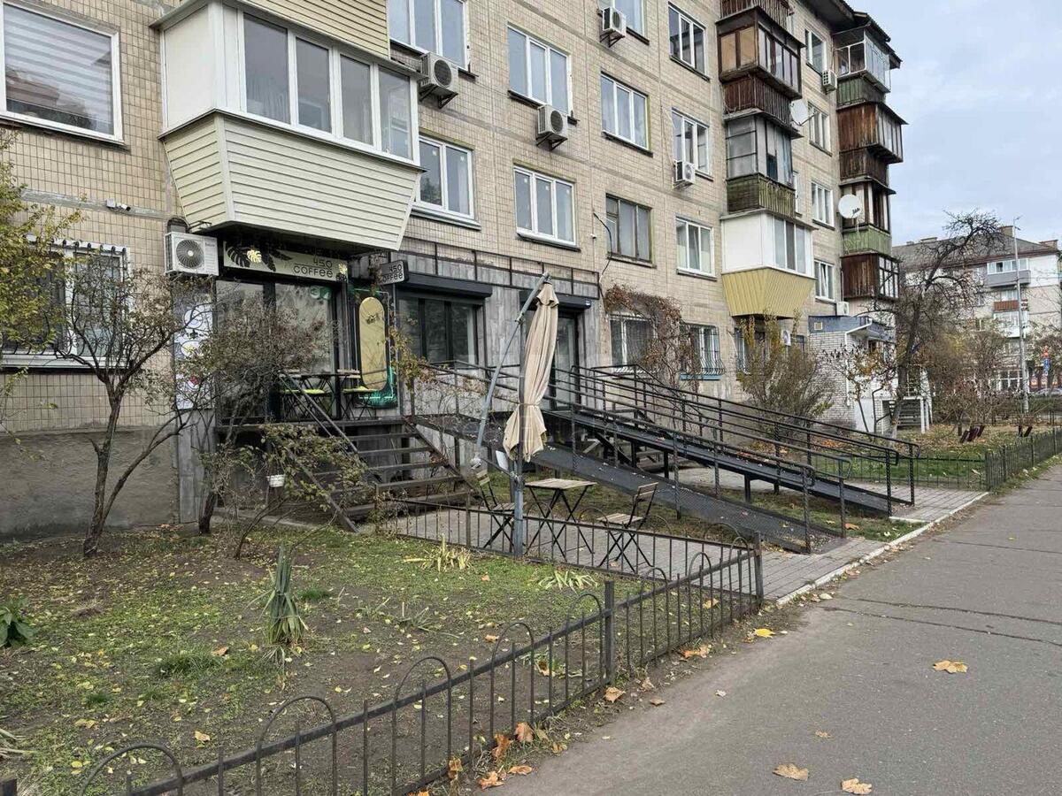 Объект торговли ул. Уинстона Черчилля 25, 45м2613853