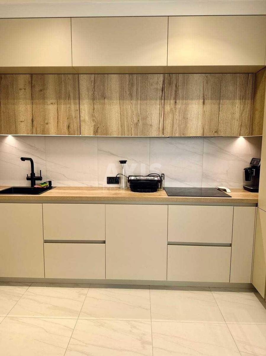 1k apartment vul. Zarichna 16