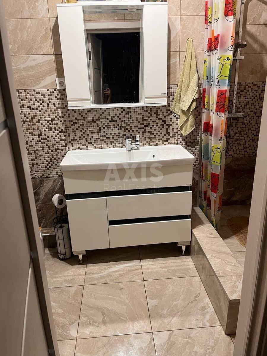 3k apartment bul. Vernads'kogo Akademika 246