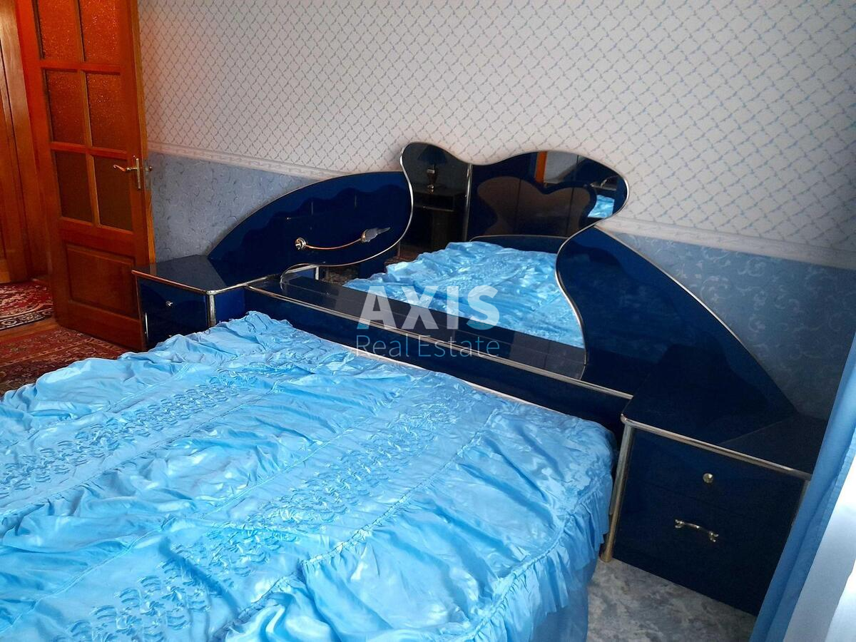 2k apartment vul. Ahmatovoi' Anny 15478872