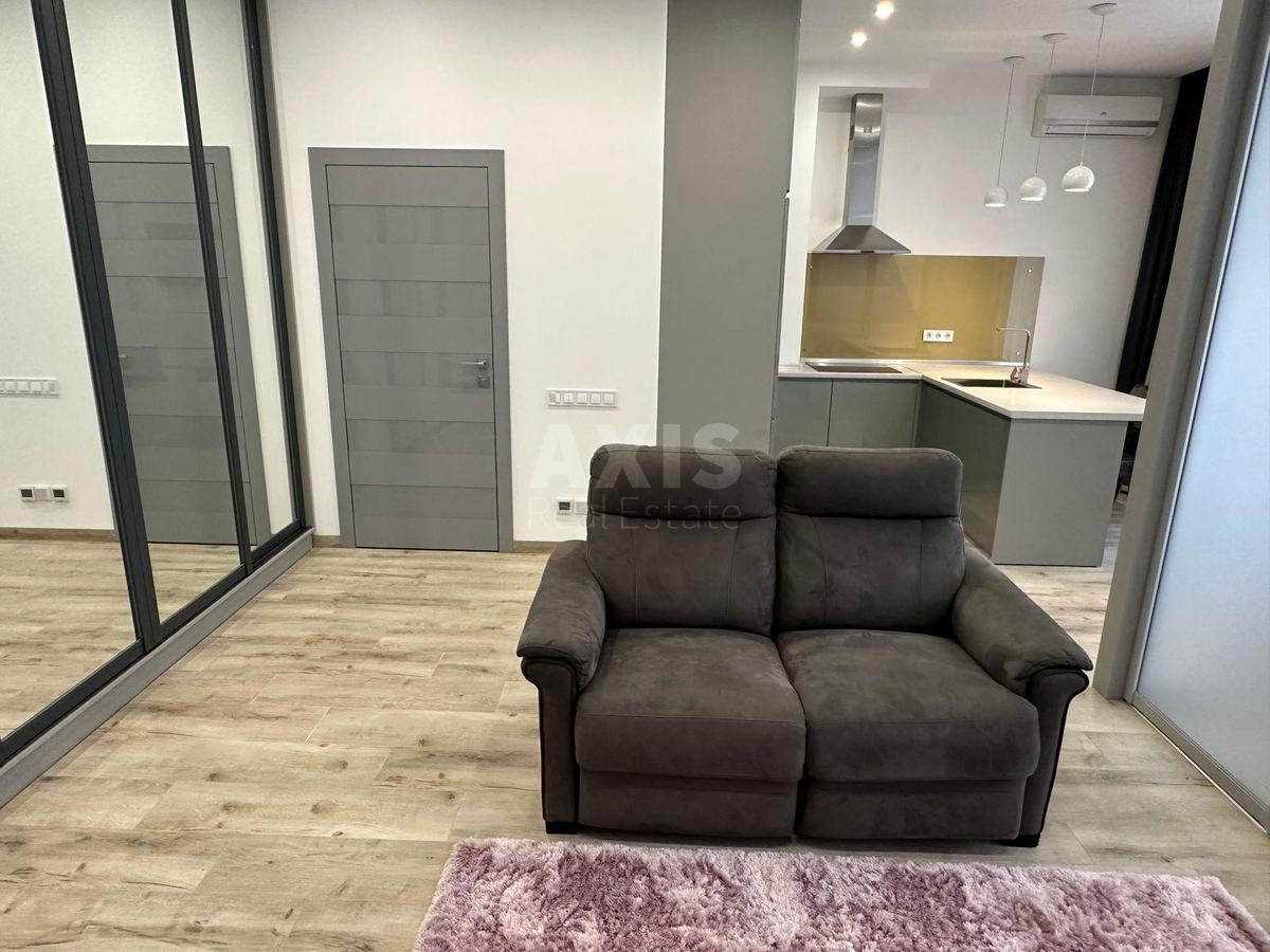 2k apartment vul. Bul'varno-Kudrjavs'ka 15А2