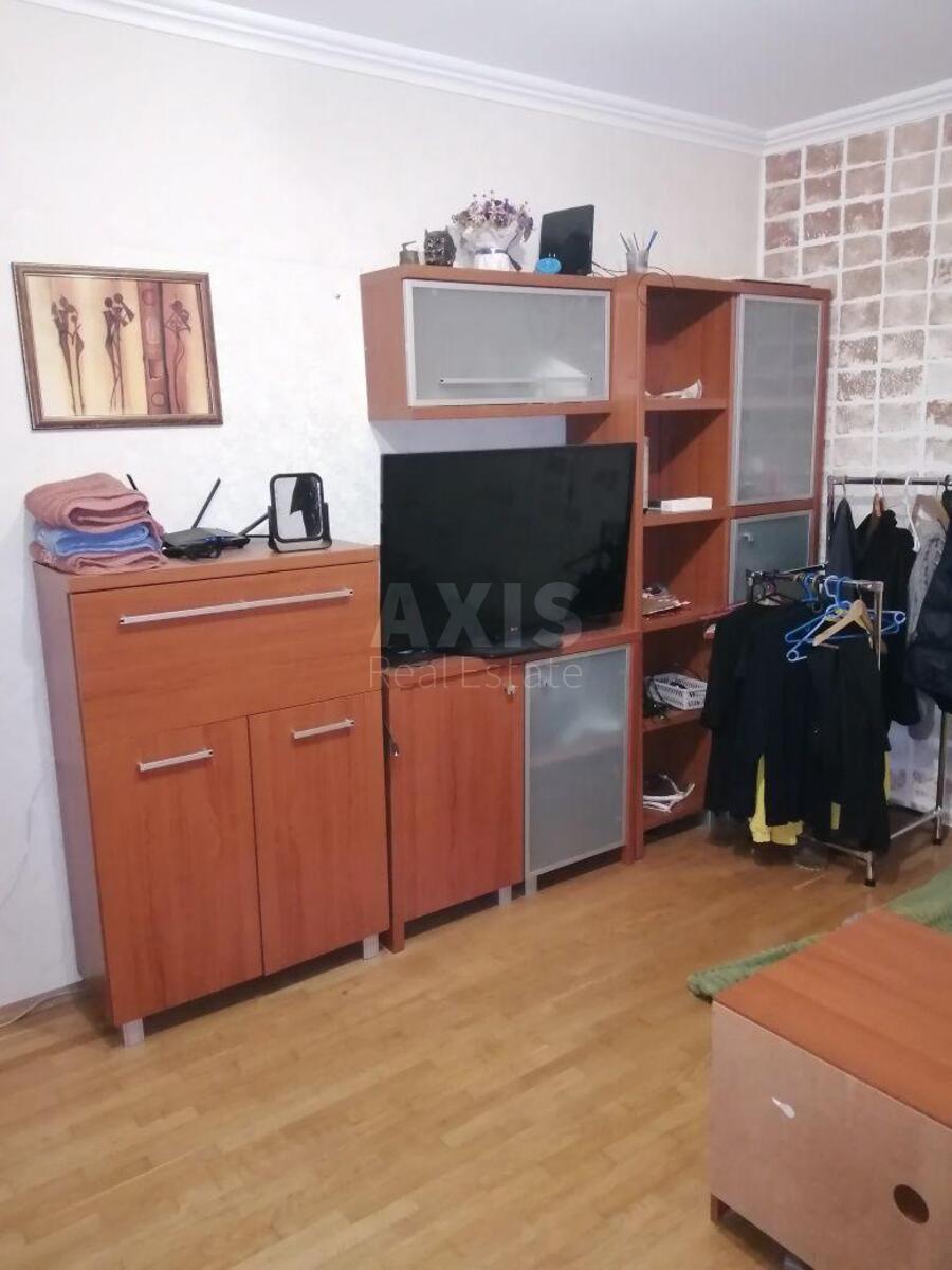 2k apartment vul. Revuc'kogo 42Б5