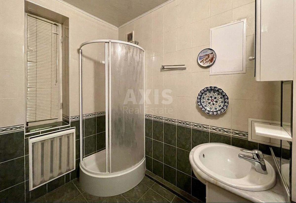 3k apartment vul. Turgenjevs'ka 29/3313