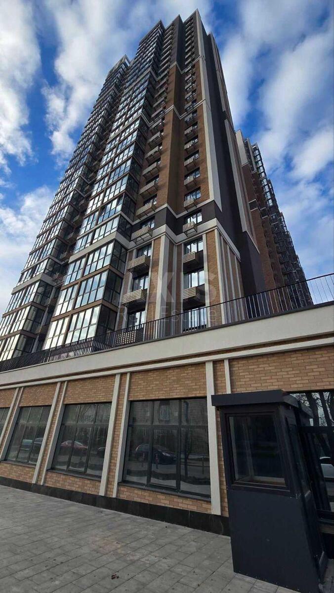 Service object vul. Vasylivs'ka 37, 160m2581901