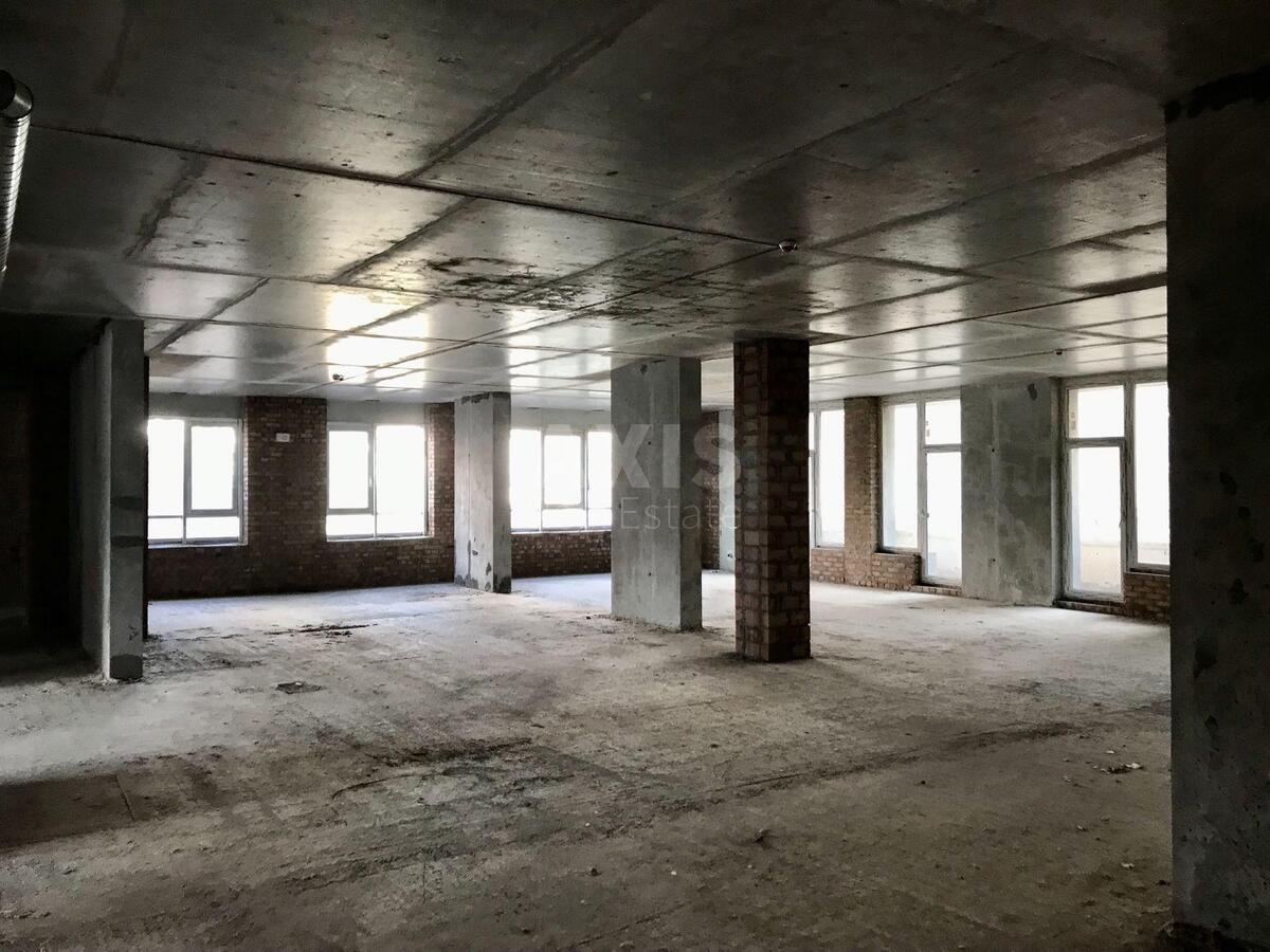 Office vul. Antonovycha 109, 410m2617222