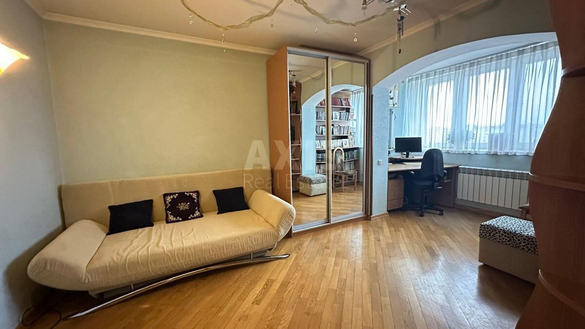 3k apartment vul. Geroi'v Dnipra 95