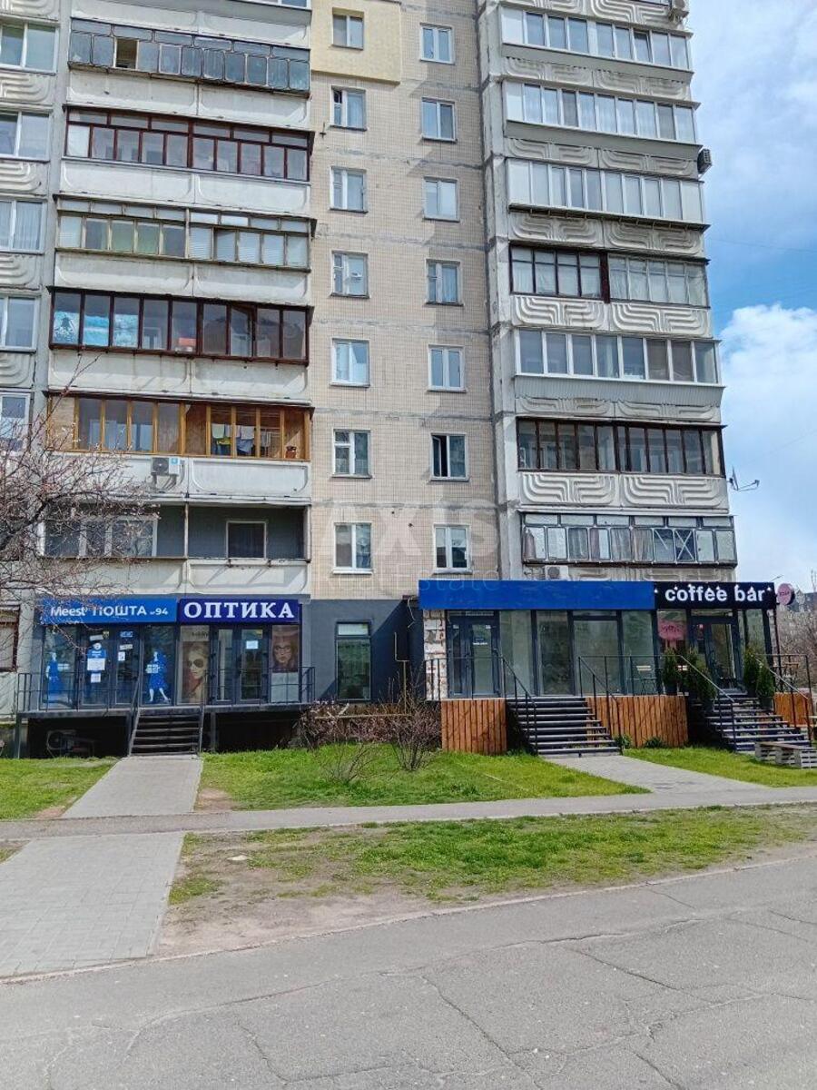 Объект торговли ул. Драгоманова 11, 30м20