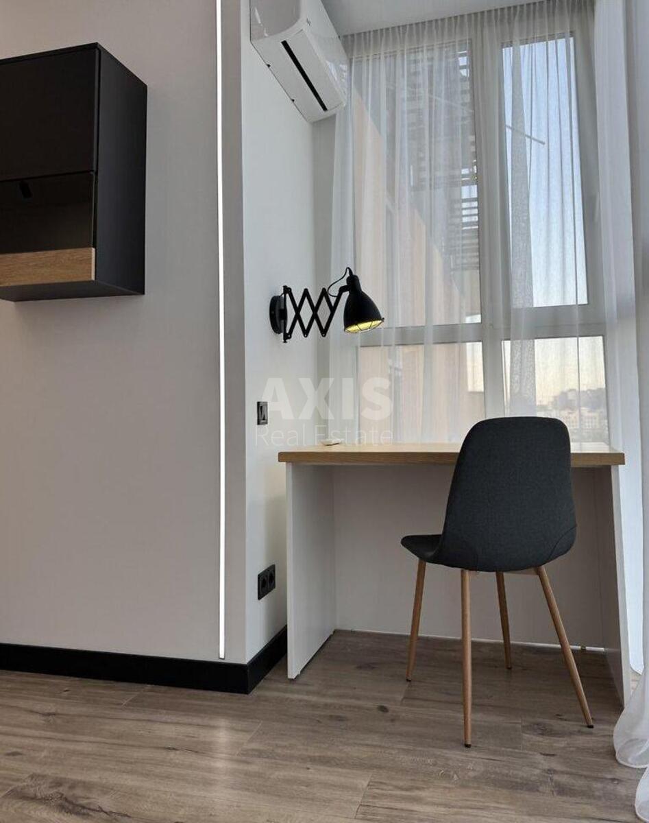 1k apartment vul. Grechka Marshala 10Б3