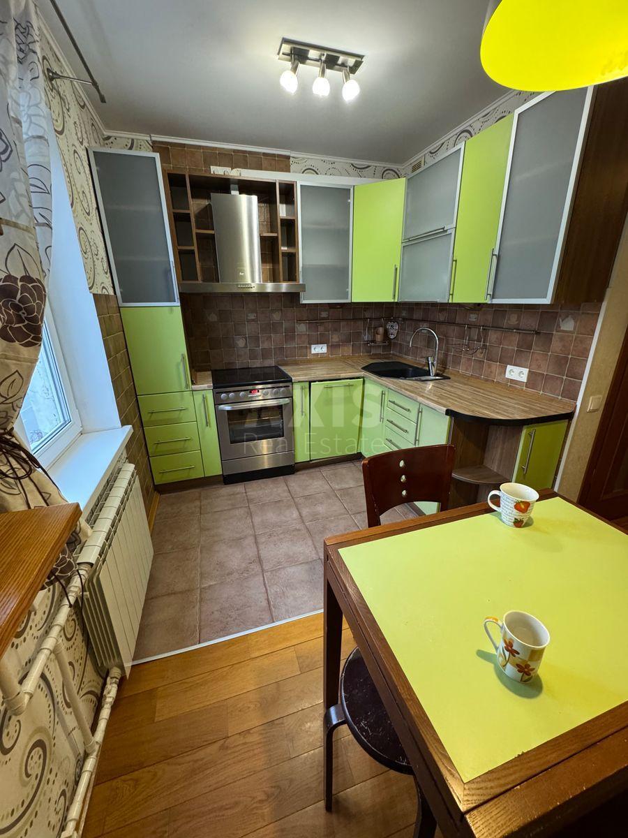 2к квартира ул. Чернобыльская 210