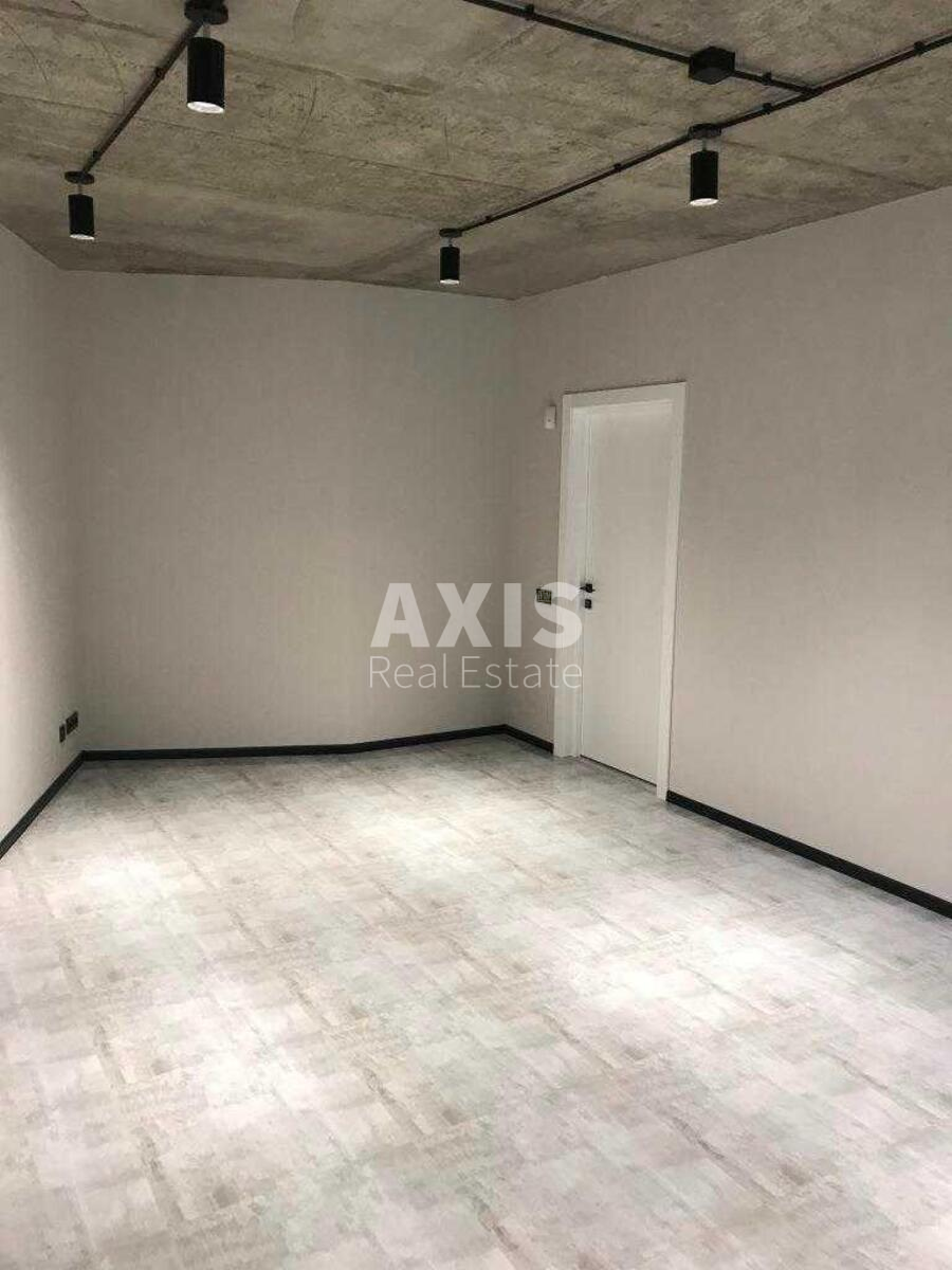 Office vul. Lypkivs'kogo Vasylja Mytropolyta 37Б, 125m2555183
