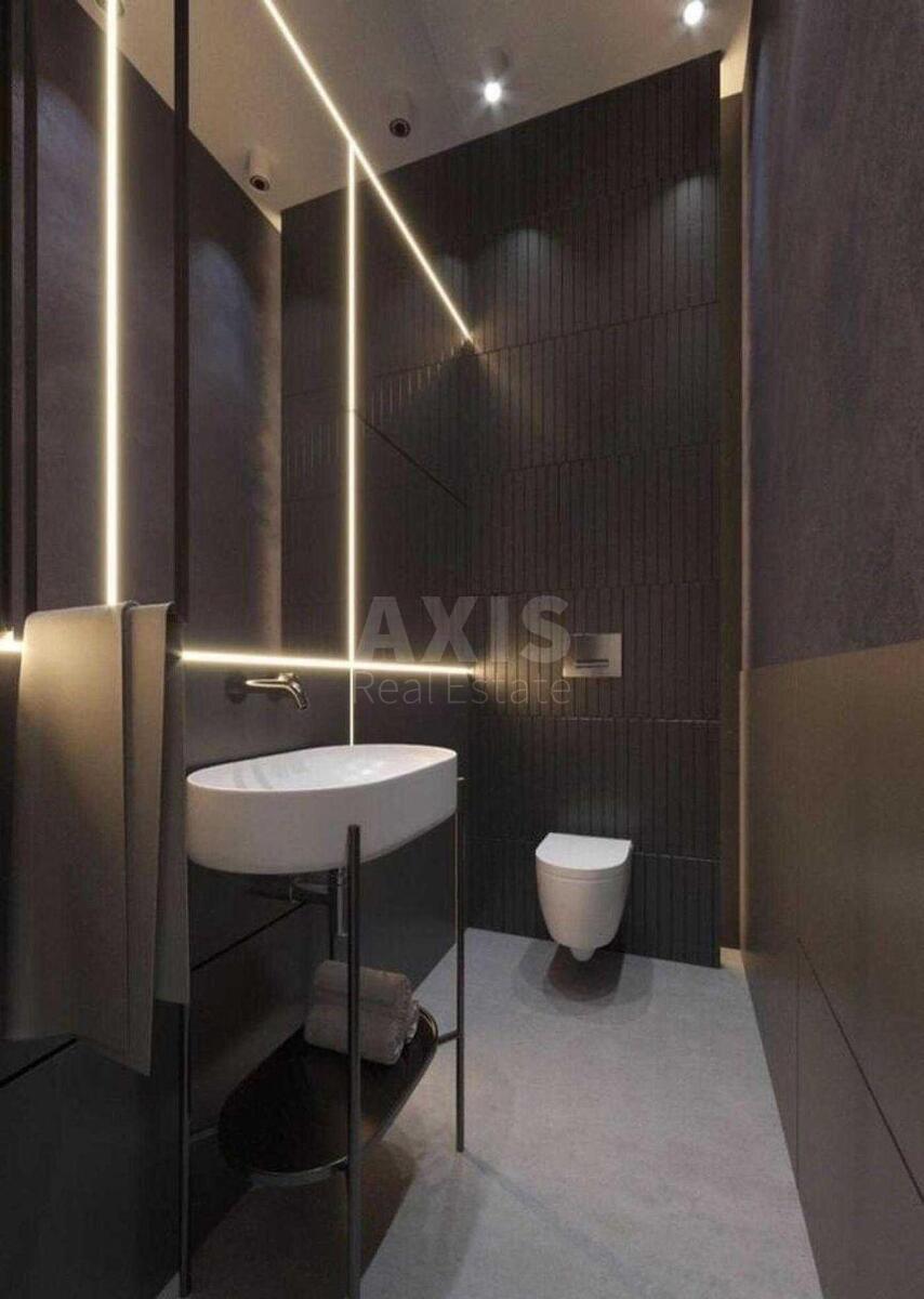 Office uzv. Klovs'kyj 7, 100m25