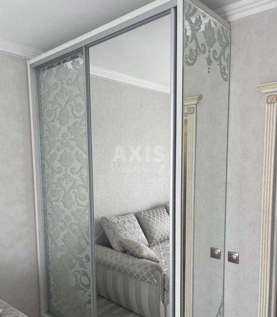 3k apartment vul. Urlivs'ka 23В628862