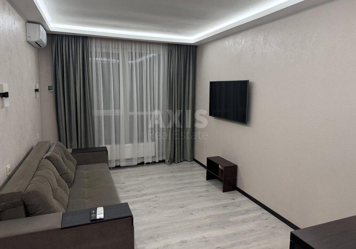 1k apartment vul. Revuc'kogo 40В63375