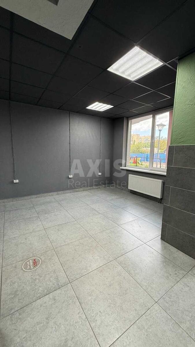 Office shose Harkivs'ke 188, 56m2