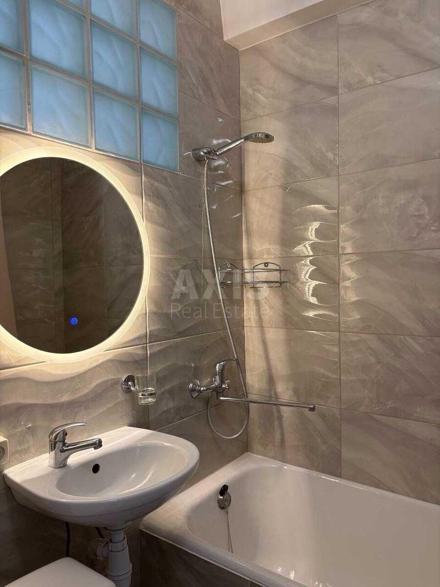1k apartment prov. Kolomyjs'kyj 124
