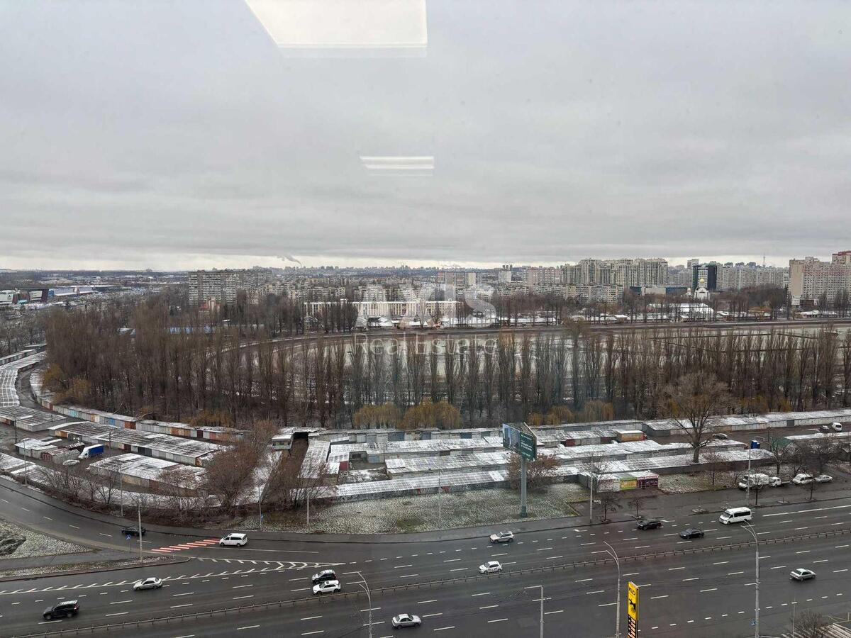 3к квартира ул. Заболотного Академика 1Б578084