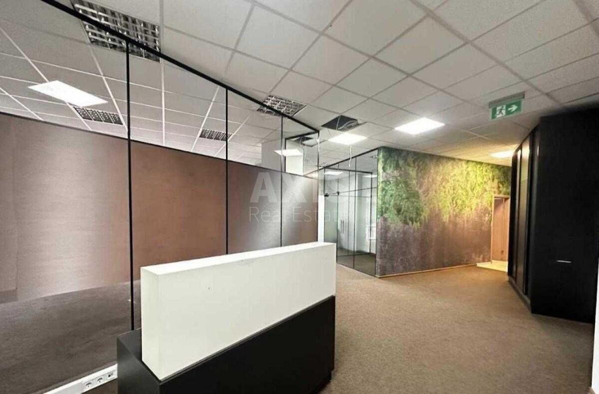 Офис ул. Евгения Коновальца 36Д, 570м21