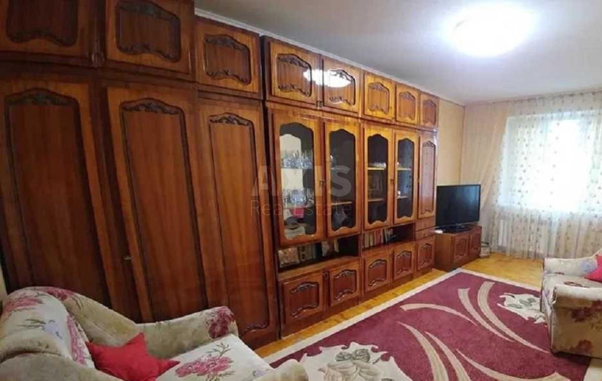 3к квартира ул. Вышгородская 47Б5