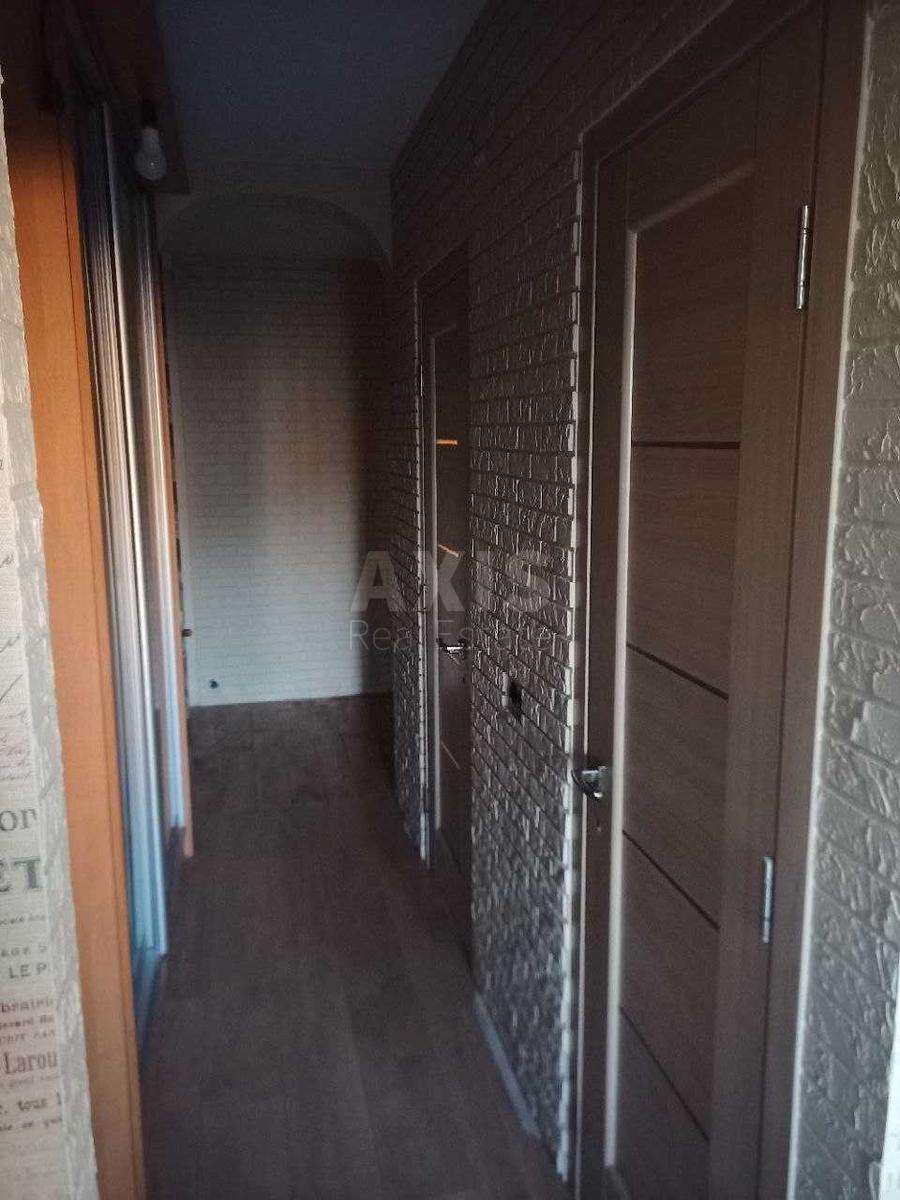 1k apartment vul. Revuc'kogo 11В4