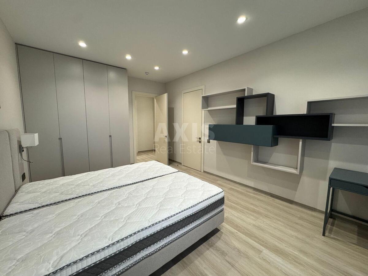 3k apartment vul. Antonovycha 118/195