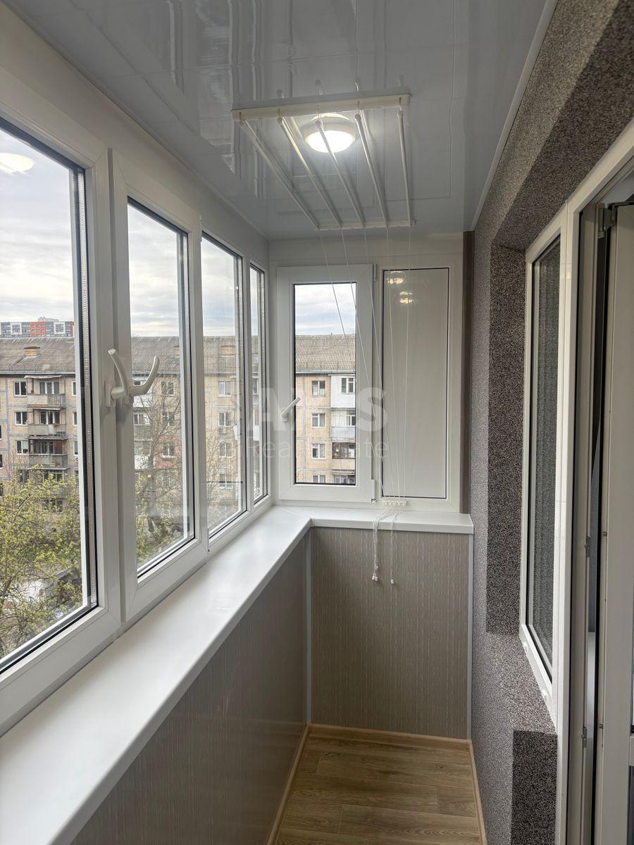 3k apartment vul. Strazheska Akademika 3569974