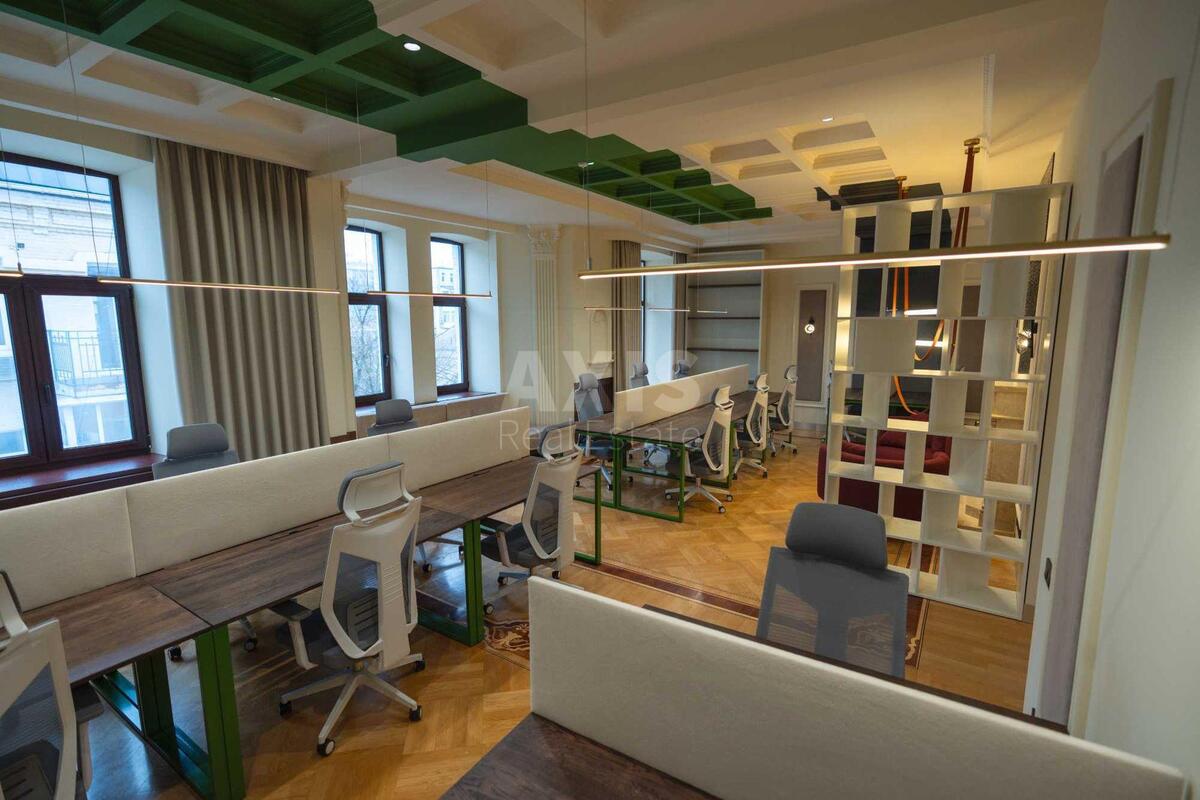 Office vul. Antonovycha 69, 250m2605440