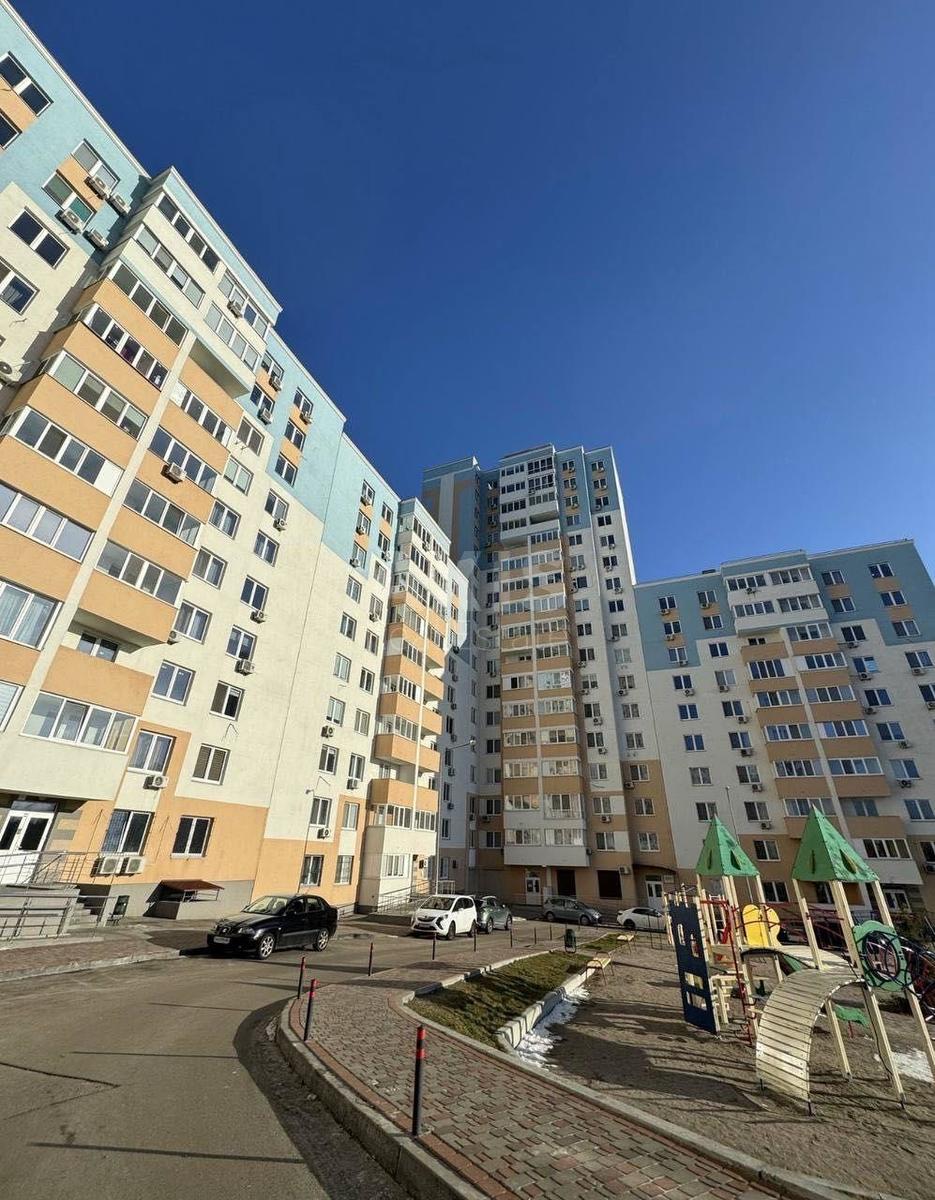 2k apartment vul. Rodyny Kristeriv 20