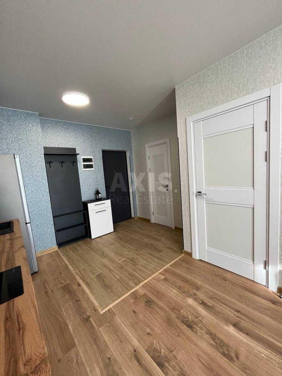 1k apartment vul. Sormovs'ka 31