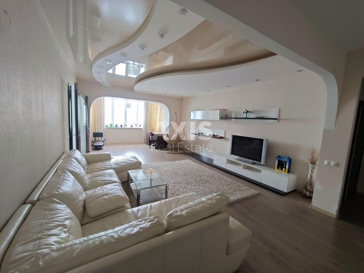 4k apartment vul. Andriya Verkhohlyada 18598874