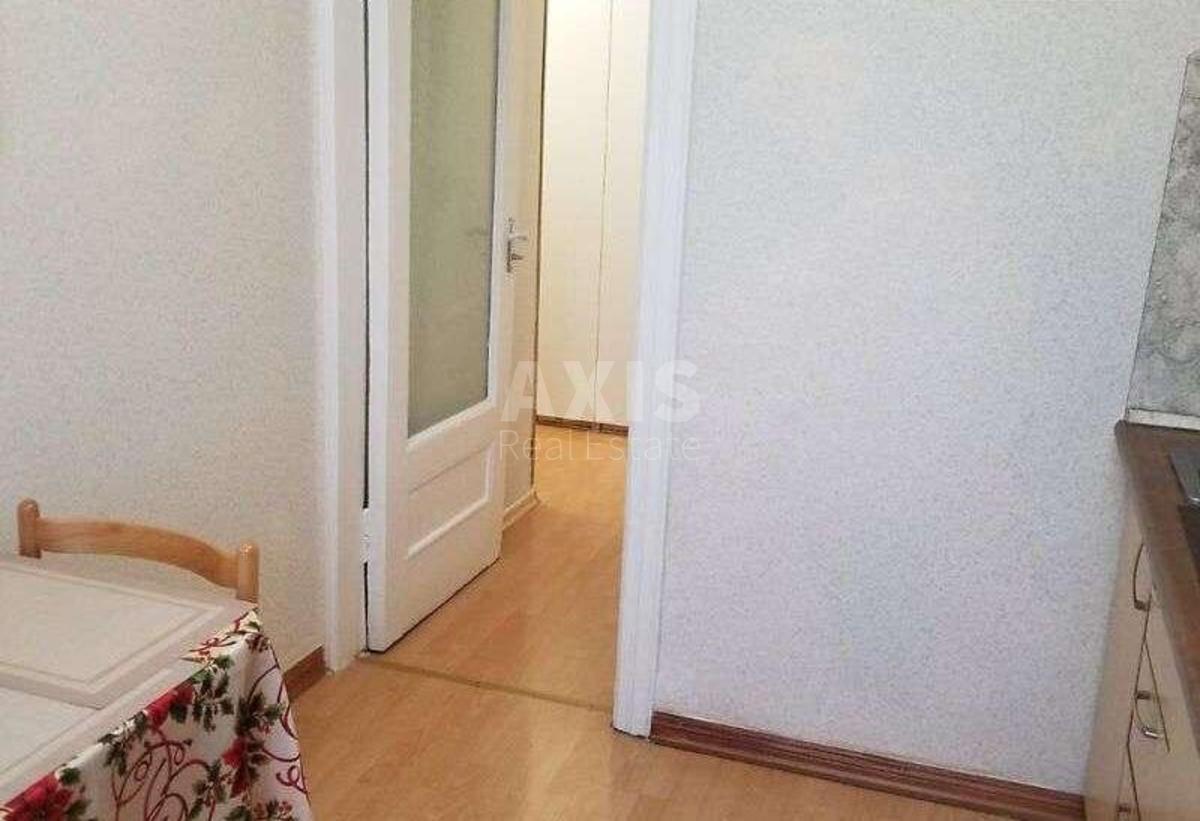2к квартира ул. Институтская 18Б4