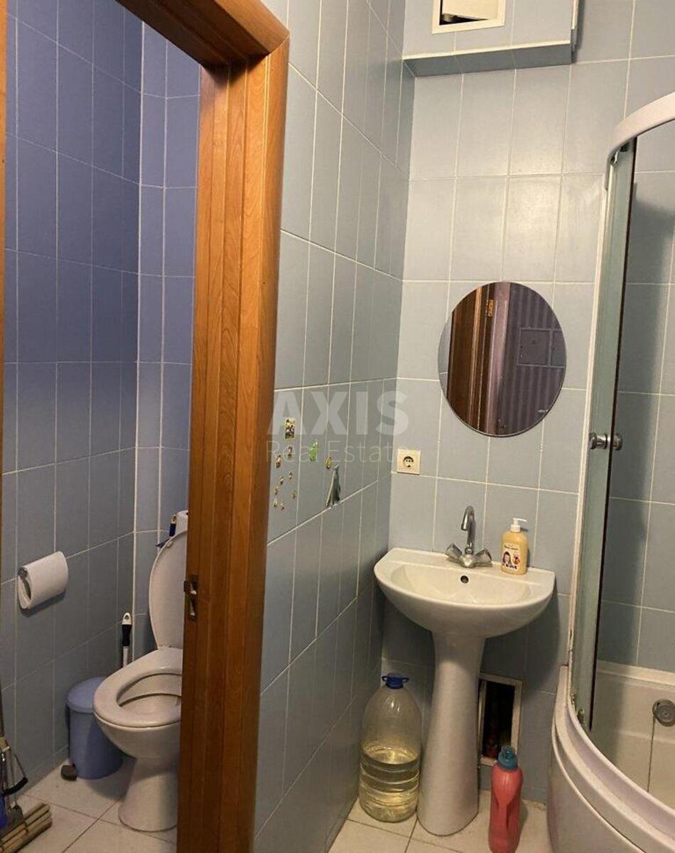 2k apartment nab. Dniprovs'ka 1626143