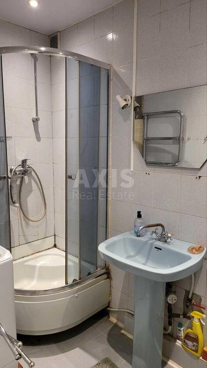 3k apartment vul. Kyrylivs'ka 99/1, корп. 113