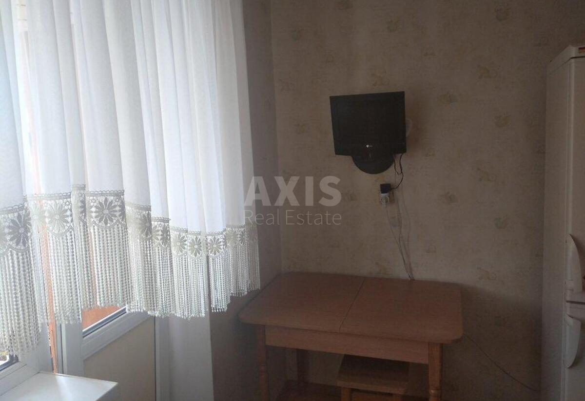 1k apartment vul. Geroi'v Dnipra 754