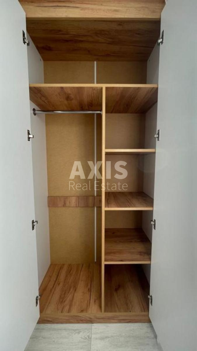 1k apartment vul. Bogatyrs'ka 83