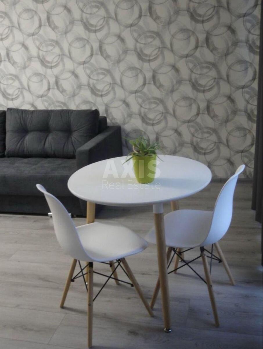 2k apartment vul. Zlatoustivs'ka 304