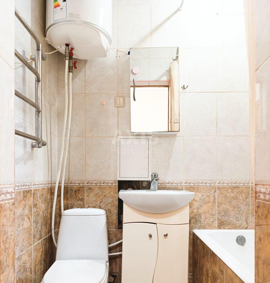 1k apartment vul. Vyborz'ka 22А4
