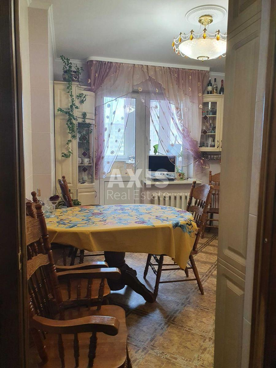 2к квартира вул. Цвєтаєвої Марини 938604