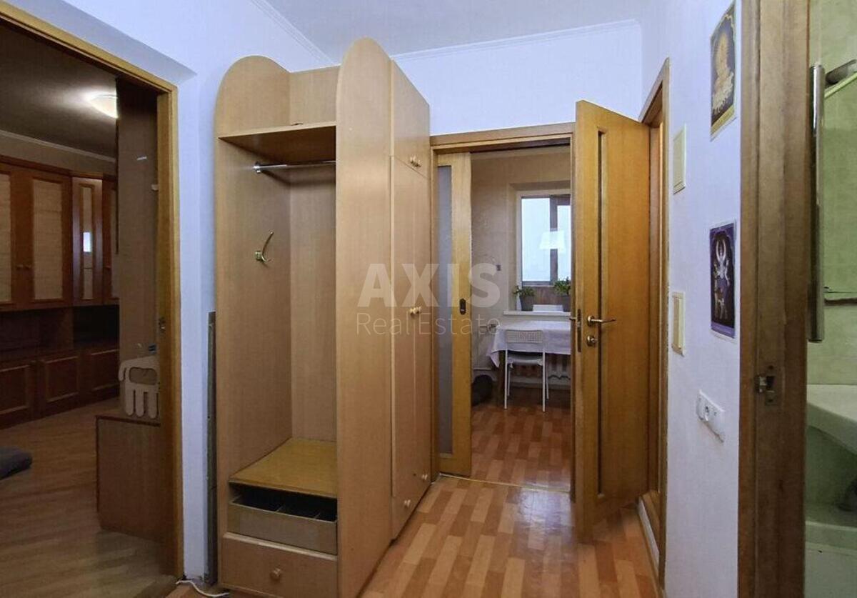 1к квартира ул. Ялтинская 15620758