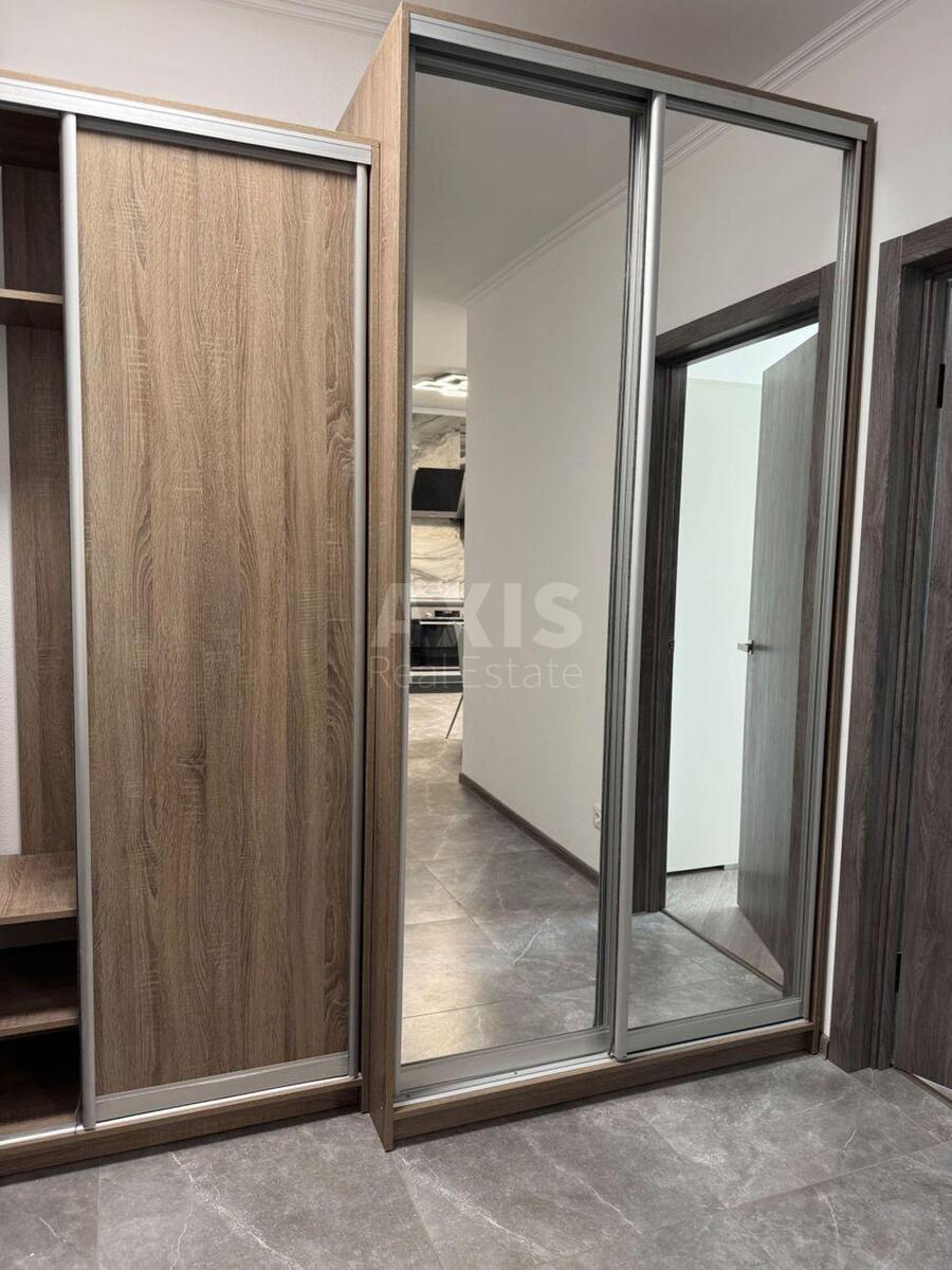 2k apartment vul. Lypkivs'kogo Vasylja Mytropolyta 37В593577