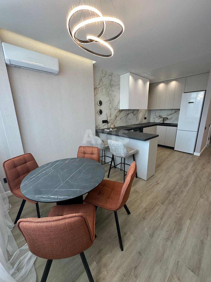 2k apartment vul. Andrjushhenka Grygorija 6Г