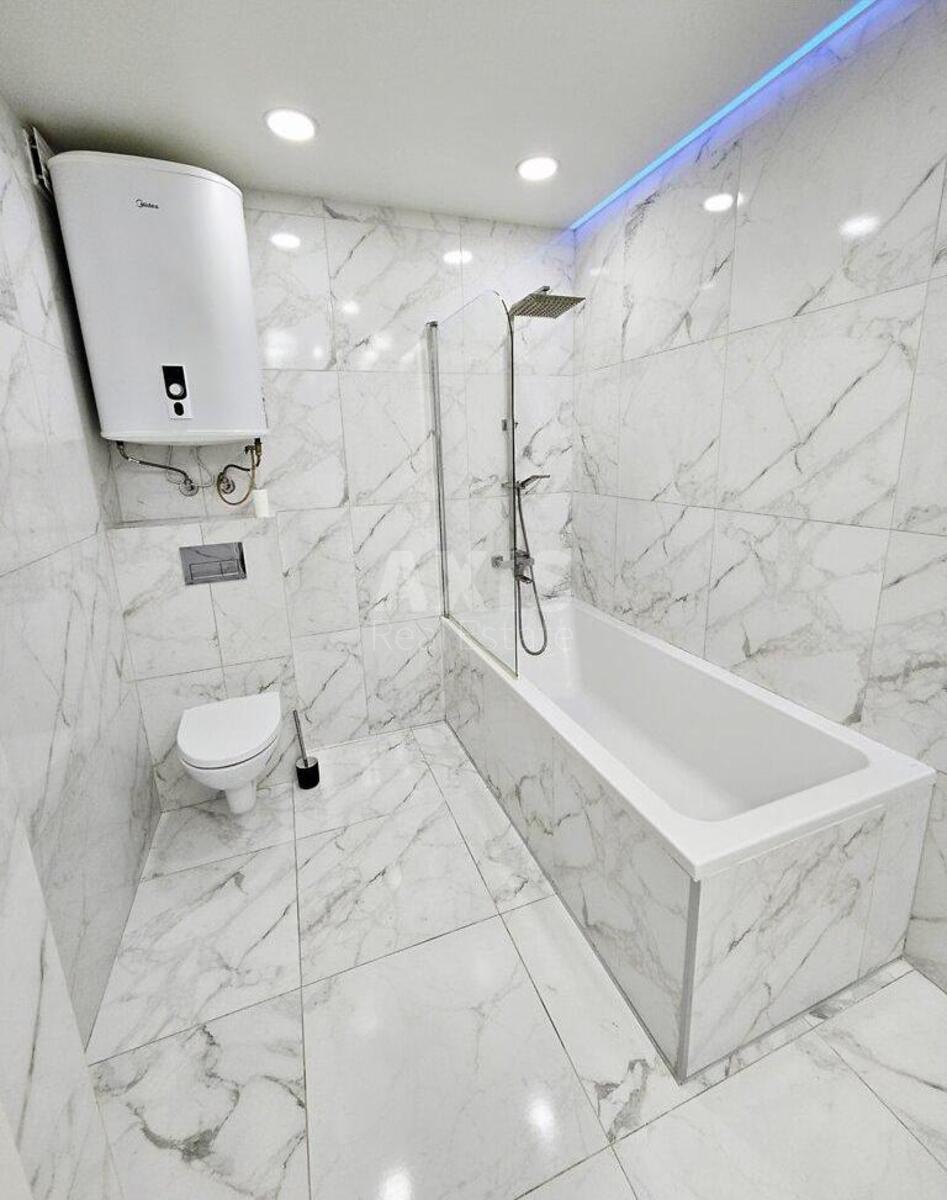 2k apartment vul. Revuc'kogo 54592715