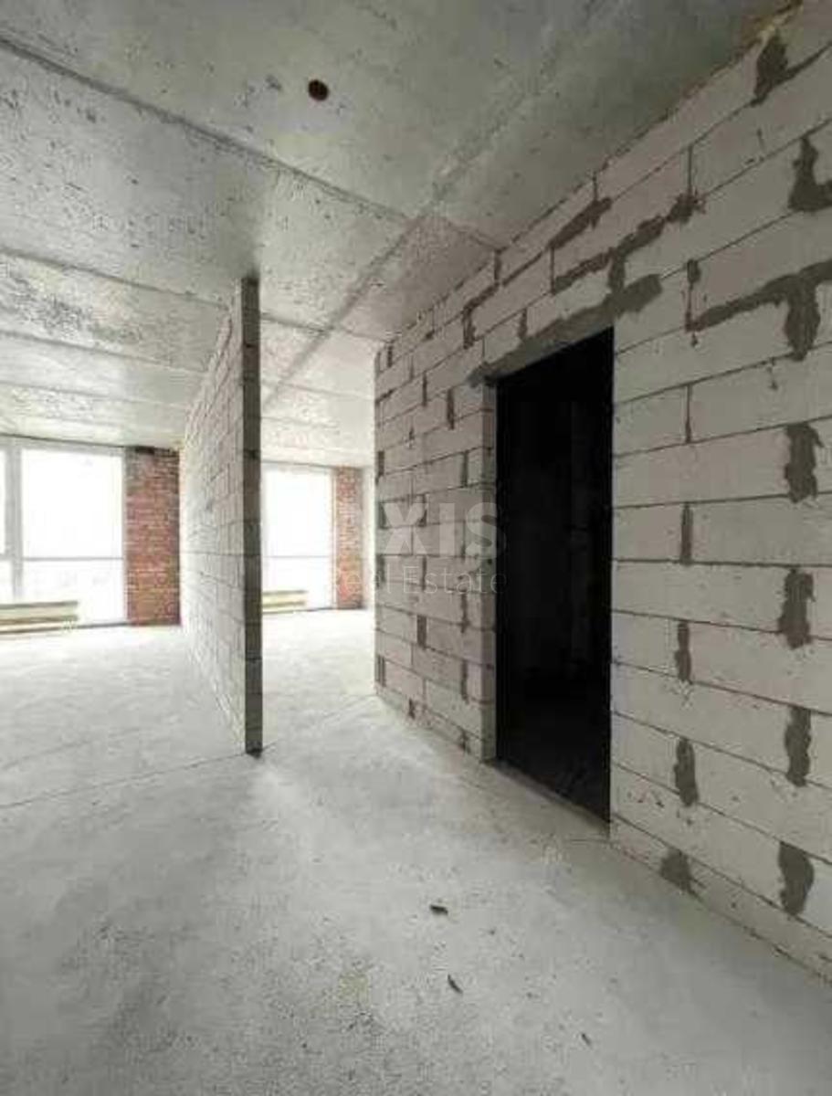 1k apartment nab. Dniprovs'ka 151