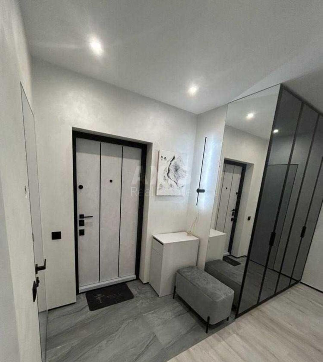 3k apartment nab. Dniprovs'ka 15628608