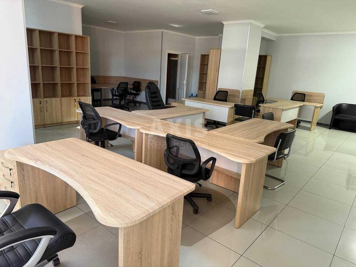 Офис бул. Леси Украинки 7А, 140м2588031
