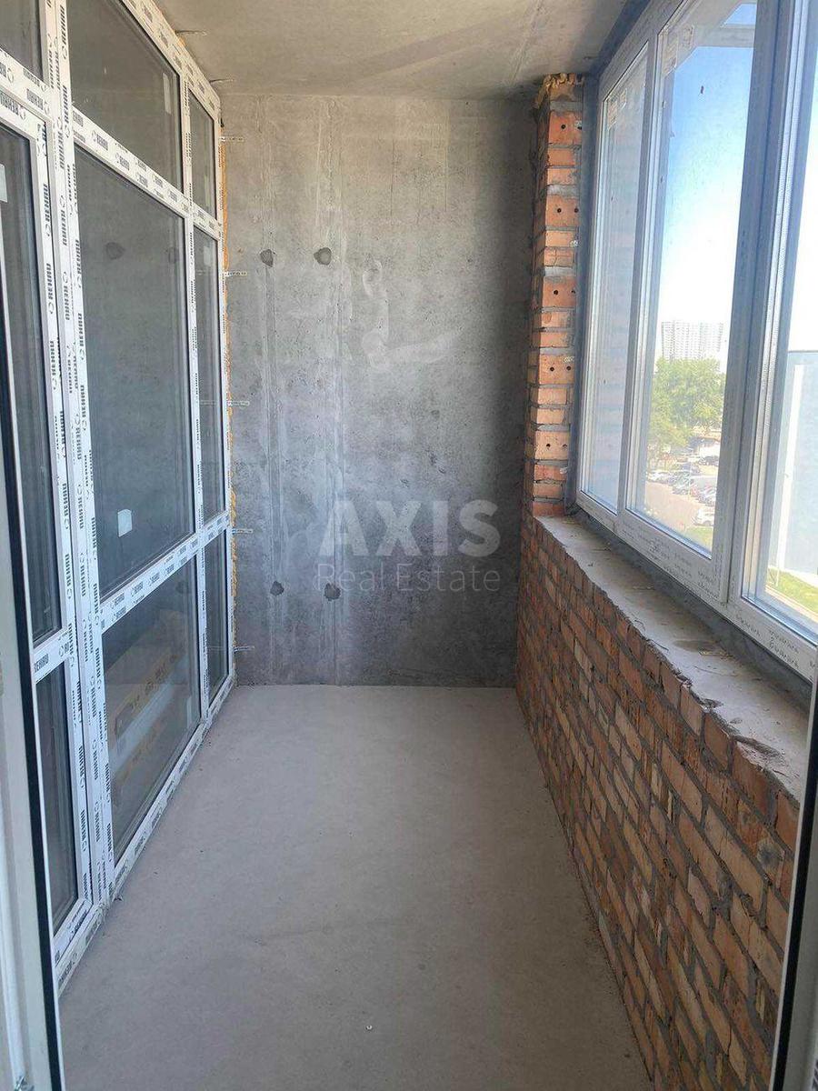 2k apartment vul. Sverstjuka Jevgena 43