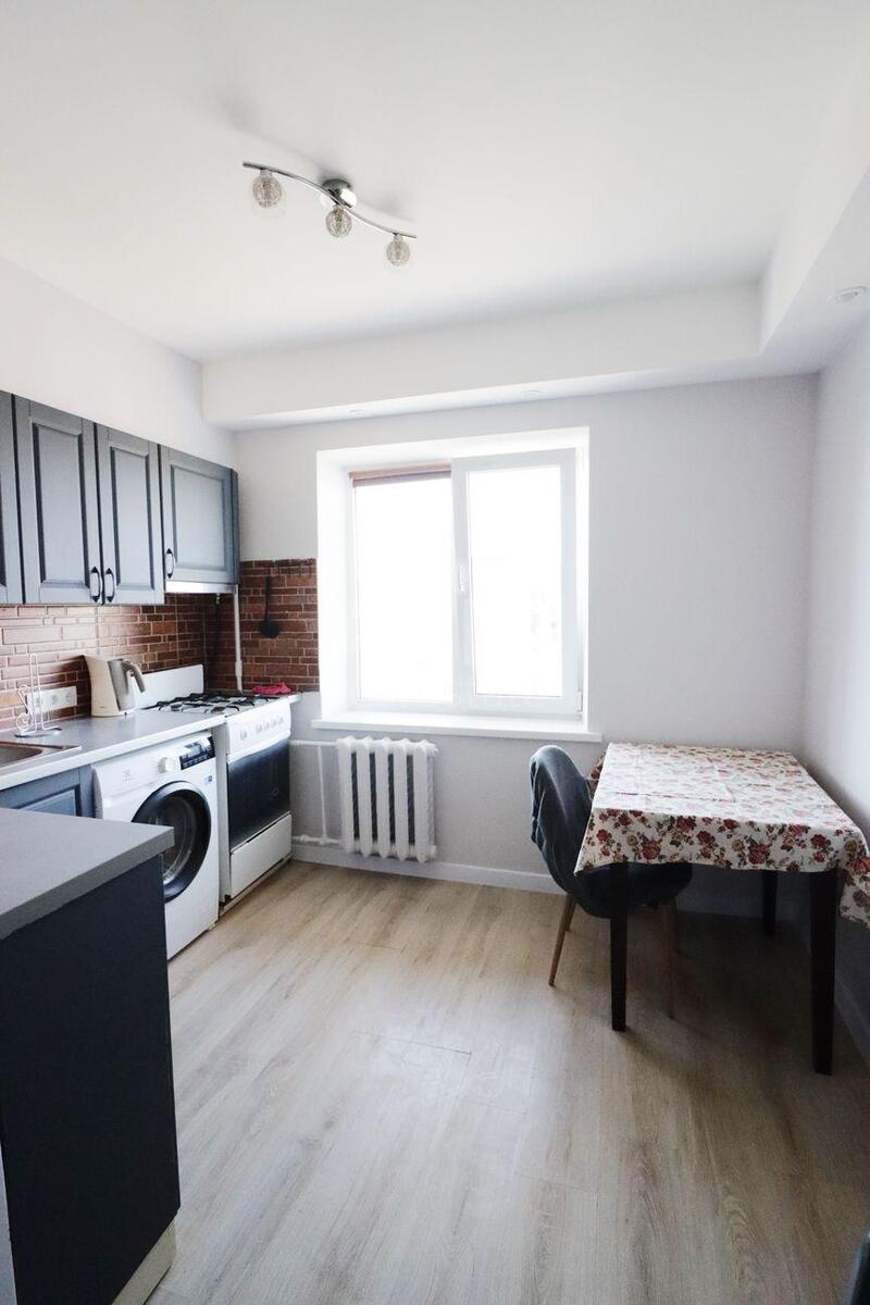 1k apartment vul. Malynovs'kogo Marshala 32Б0